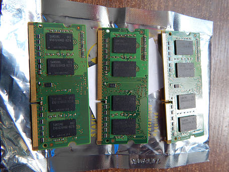 Пам'ять Samsung DDR3 1Gb PC3 8500s для ноутбука, фото 3