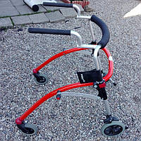 Б/У Заднеопорные ходунки для активних дітей. R82 Crocodile Gait Trainer size 2