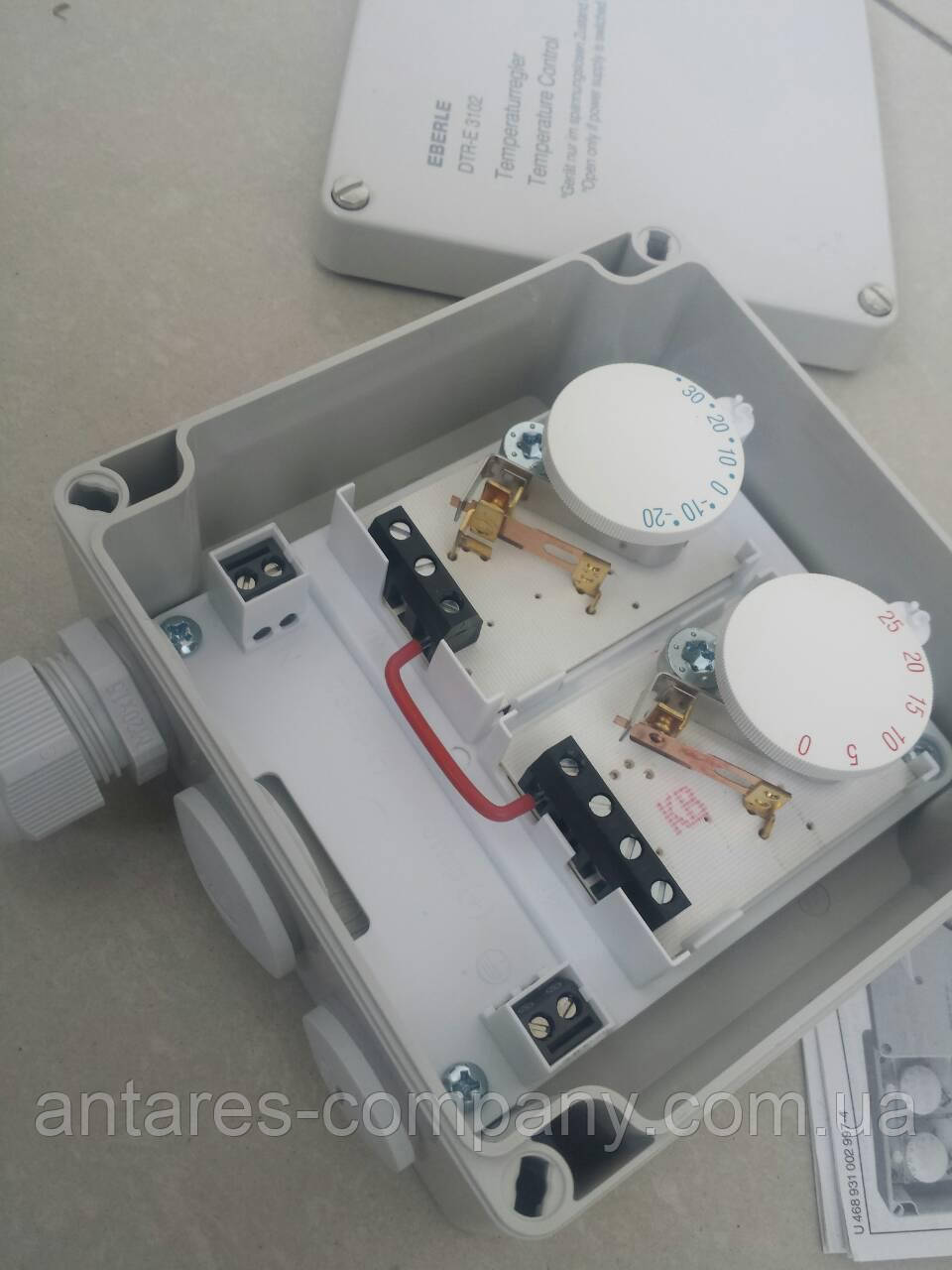 Терморегулятор Eberle DTR-E 3102 (фера застосування системи Обігрівання покрівлі та водостіків)