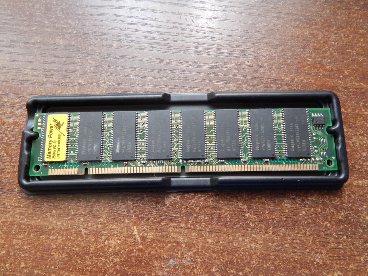 Модуль пам'яті PC133 SDRAM 256mb
