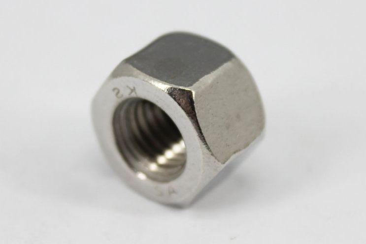 Гайка колпачковая М27 DIN 917 (ГОСТ 11860-85) низька глуха з нержавійки