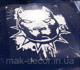 Вінілові наклейки на авто " Пітбуль " 72х60 см