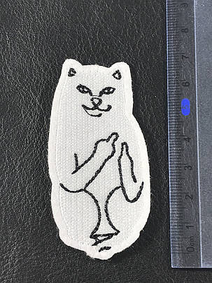 Нашивка Котик fack/RipnDip білий 35x70 мм, фото 2