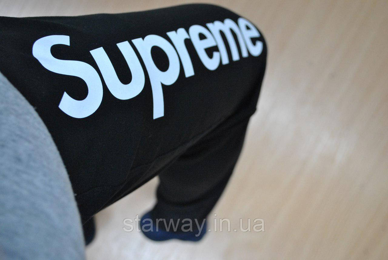 Чорні штани з білим принтом supreme | топ