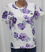 Жіноча оверсайз футболка подовжена Футболка женская белая в фиолетовые цветы,прямая Жіночі футболки