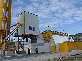 Стаціонарний бетонний завод ELBA EBC-D з лінійним бункером інертних матеріалів і скіповим транспортером