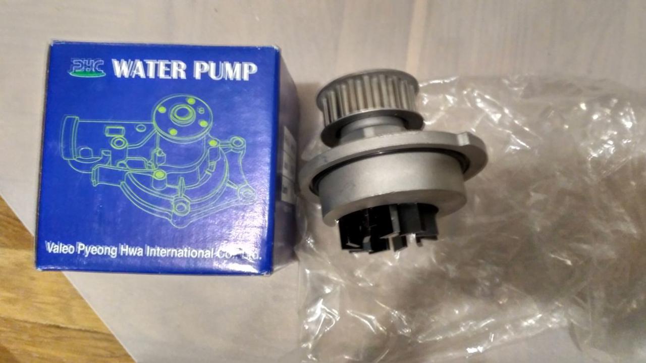 Насос водяний Ланос, Нексія, Авео з 8 клапанним мотором 1.5 Valeo (помпа) WP5022