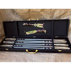 Набір шампурів ручної роботи на подарунок "Гранд Дикі звірі" з ножем і виделкою в кейсі зі шкірозамінником