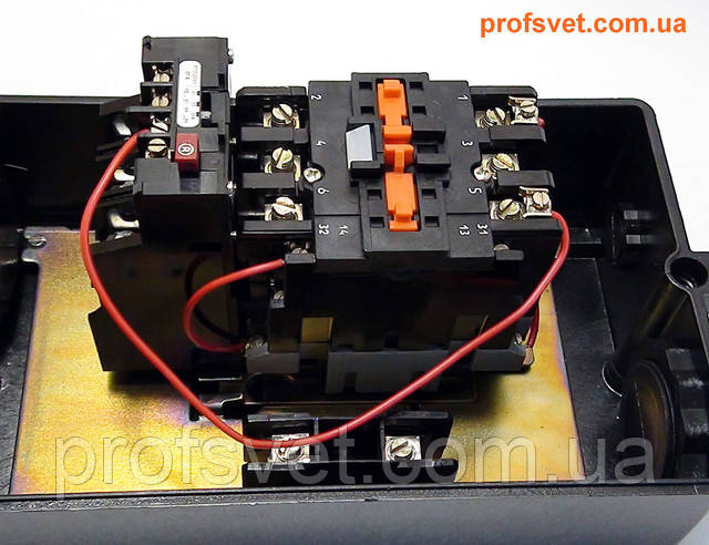 фотография магнитный пускатель в корпусе пмл-4210 63а с реле