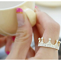 Женское кольцо корона