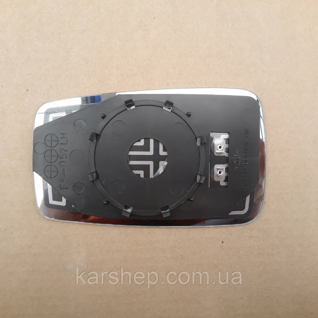 Дзеркальний елемент з обігрівом для Audi 80.