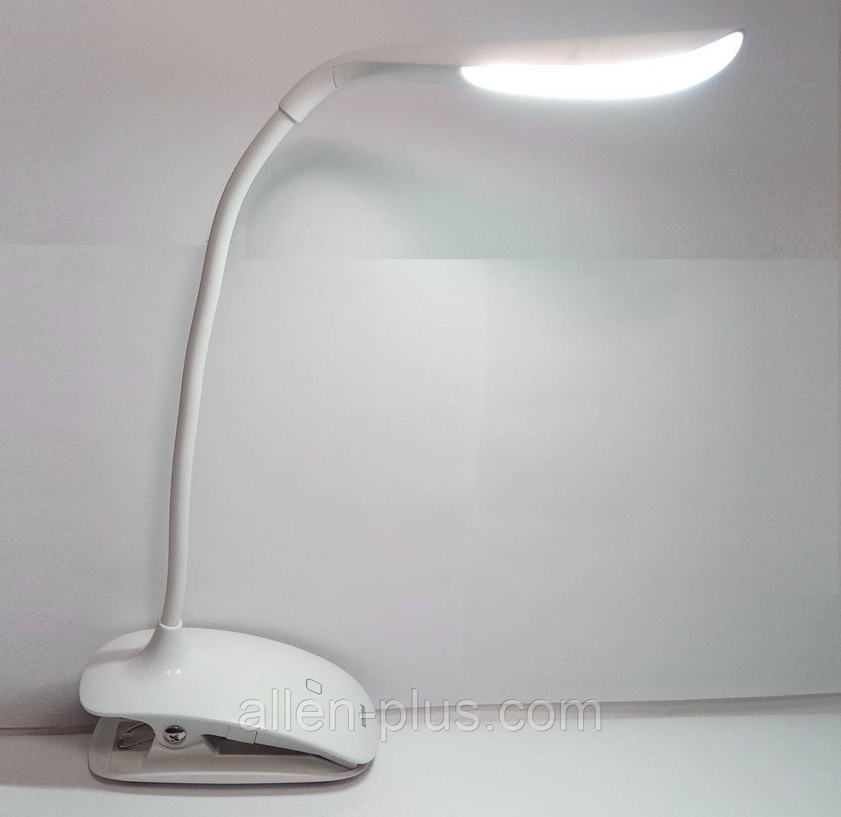 Настільна світлодіодна лампа на прищіпці Remax milk series protect light plywood, USB, акумулятор 500 mAh