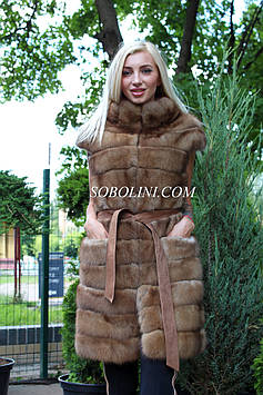 Жилет із кашеміру з хутром лісової куниці під пояс