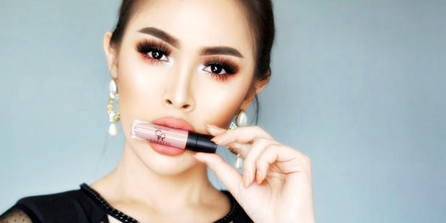 Помада лонг стей голден роуз