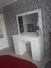 Стіл для візажиста, стіл з підсвічуванням