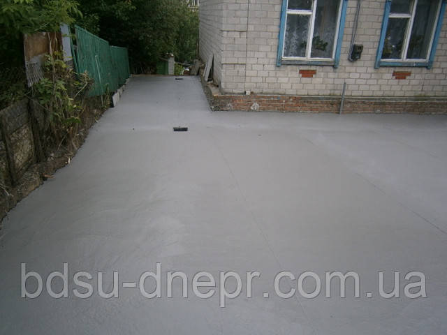 Армована бетонна основа в приватному будинку Бетонна основа під укладання плитки за хорошою ціною