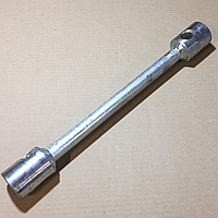 Ключ баллонный 30х32 мм INTERTOOL XT-4203