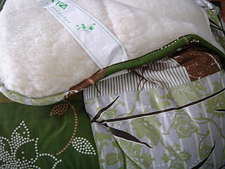 Ковдра вовна розмір142х210.