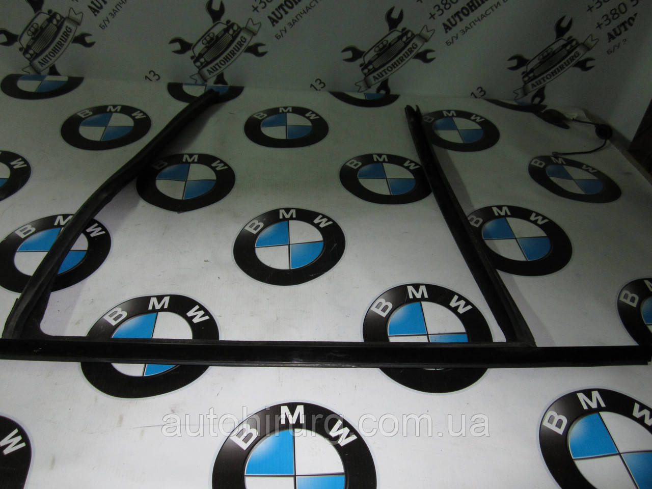 Молдинг задніх дверей bmw f30