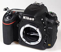 Зеркальный фотоаппарат Nikon D750 Body / на складе