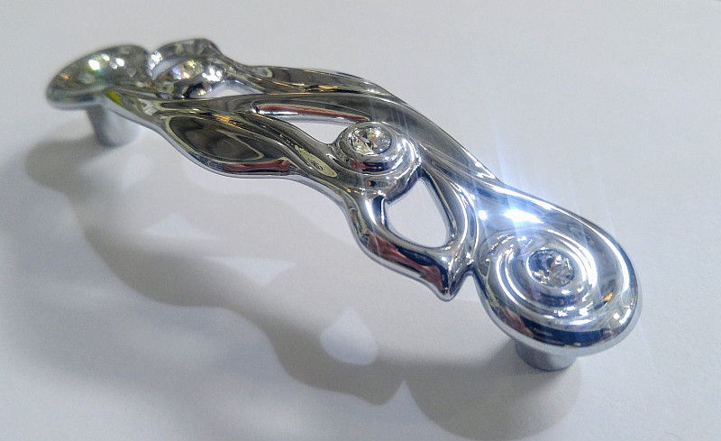 Ручка-скоба CrystalFlow з кристалами SWAROVSKI