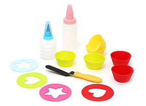 Дитячий набір для випікання (13 предметів): 6 шт. мініформ для випічки; 2 шт. пляшечки з насадками для декорації;