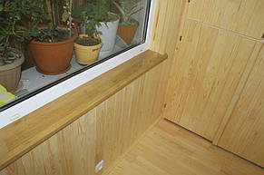 Далее можно приступать к внутренней отделке балкона. Заказчик в качестве отделки выбрал деревянную вагонку сосна без сучка.