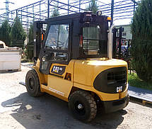 Дизельний японський вилочний навантажувач Caterpillar 4,0 тонни б/у, фото 2