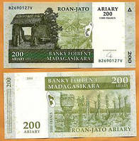 Мадагаскар / Madagascar 200 Ariary 2004 Pick 87 UNC