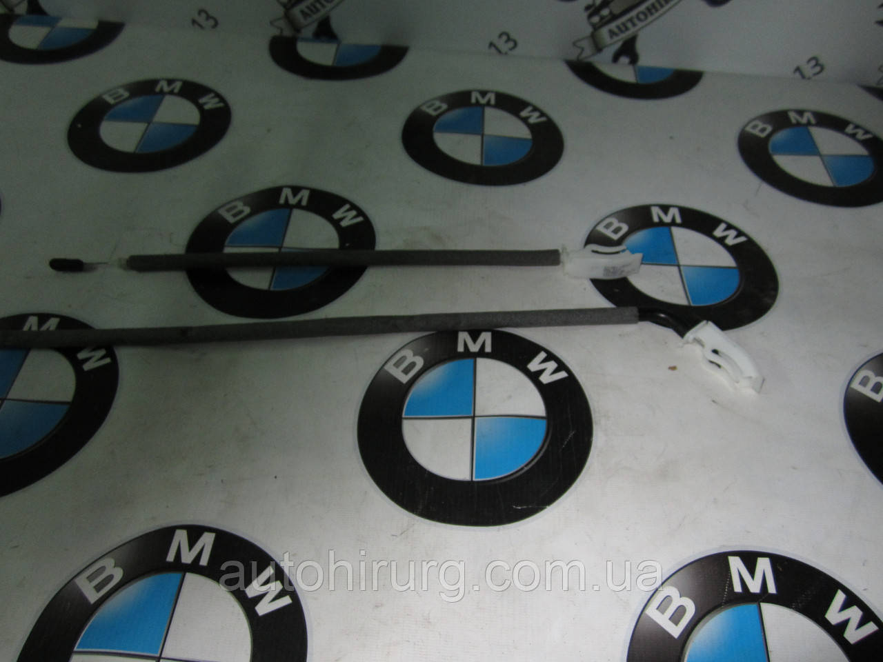 Тросик відчинення передніх дверей bmw f30 (7259827)