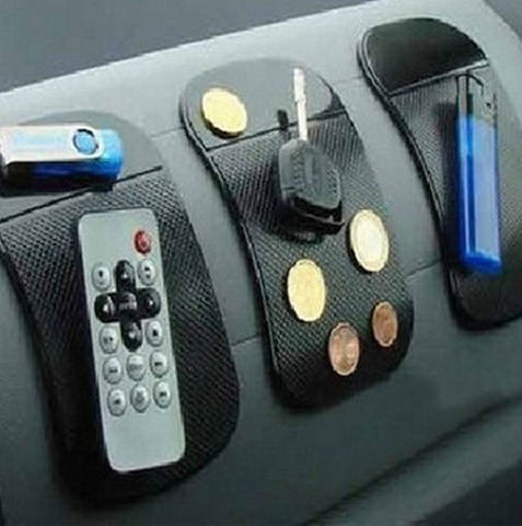Антиковзаючий килимок в автомобіль для смартфона