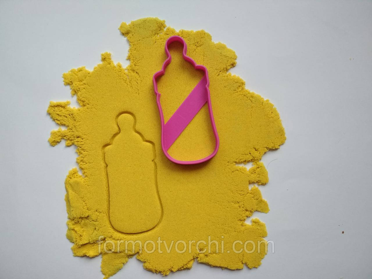 3D формочки-вирубки для пряників "Пляшечка 1"