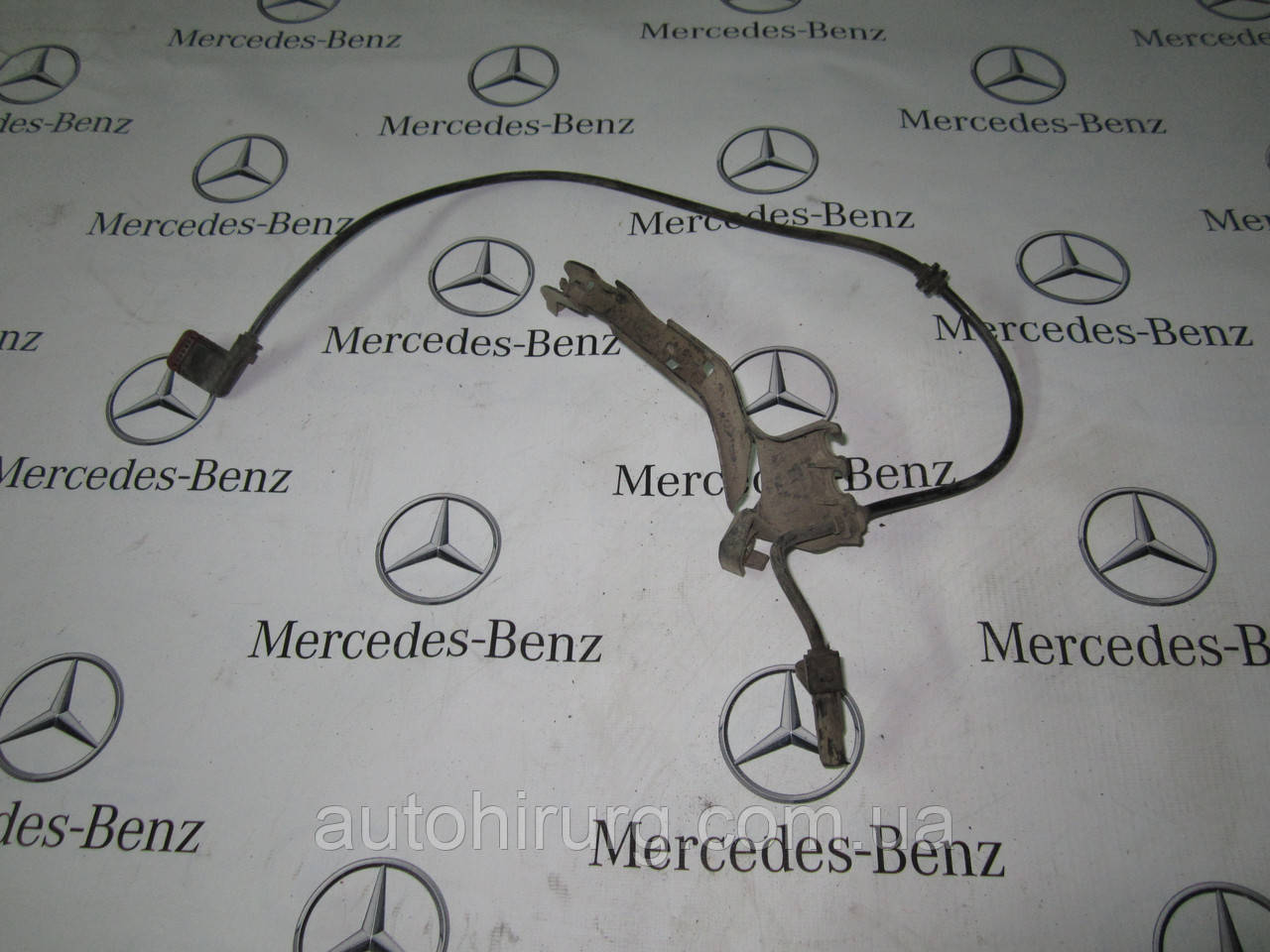 Датчик ABS задній MERCEDES-BENZ W221 s-class (A2215400117)