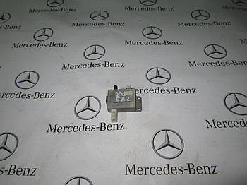 Switch 800 MHz - 2200 MHz MERCEDES-BENZ W221 s-class