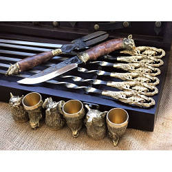 Набір шампура ручної роботи "Кабан" з бронзовими чарками в кейсі з натурального дерева