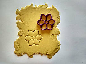 3D-формочки-вирубки для пряників "Квітка 6"