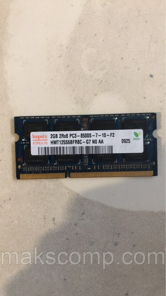 Память Hynix 2Gb So-DIMM PC3-8500S DDR3-1066 (HMT125S6BFR8C-G7)