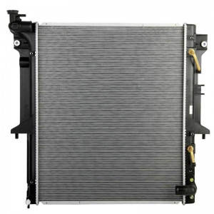 Радіатор охолодження Mitsubishi L200 (2.5, дизель, з 2004 року) Profit