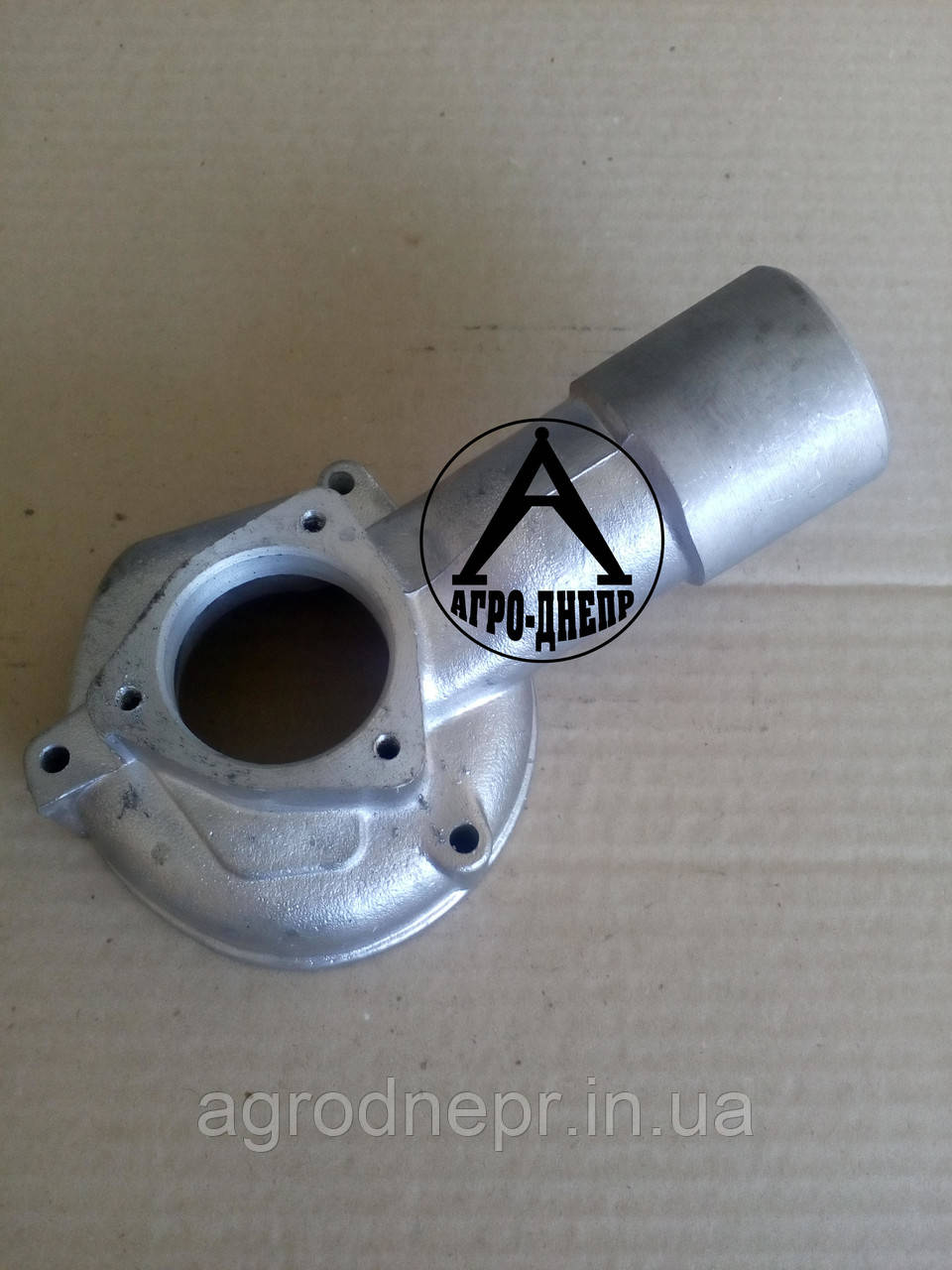 Корпус маслозаливної горловини на двигун Д-144 Д37-1401271-В