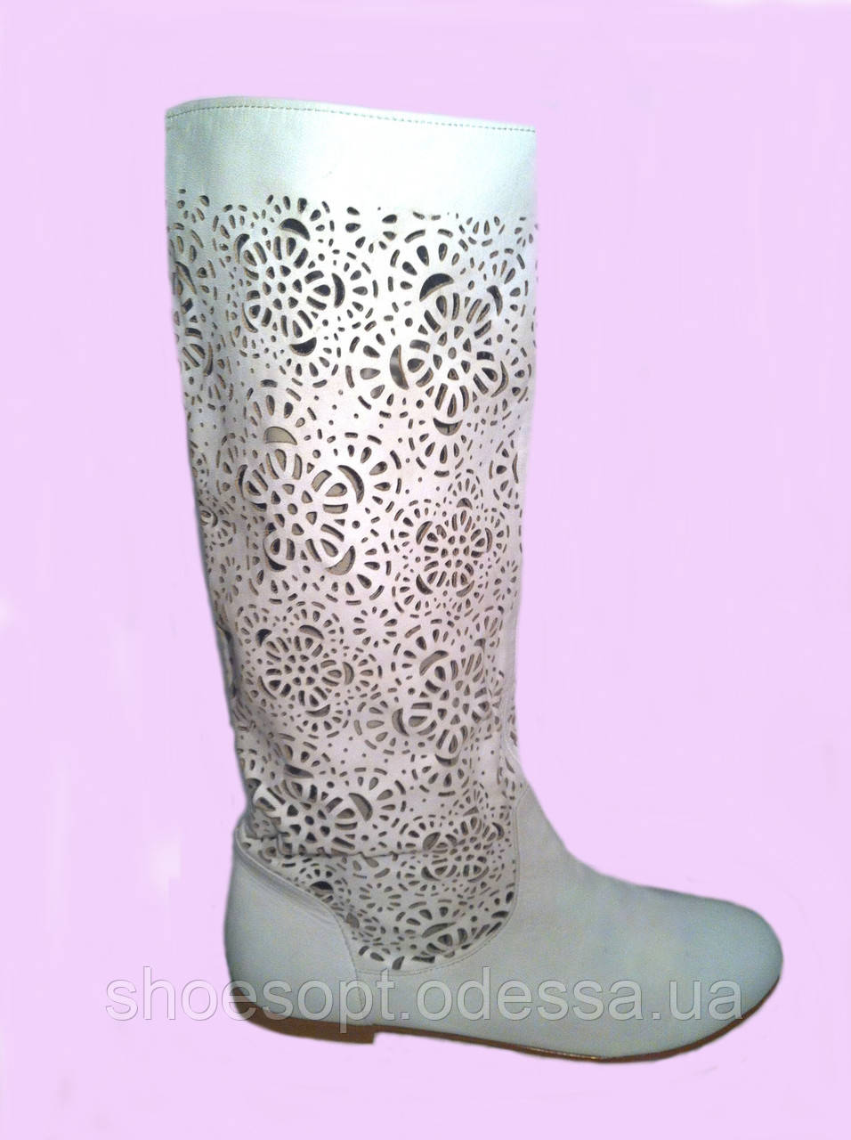 Білі жіночі шкіряні чоботи з лазерною перфорацією 39р Туреччина