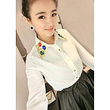 Шифонова блузка з оздобленням камінням на комірі, фото 3