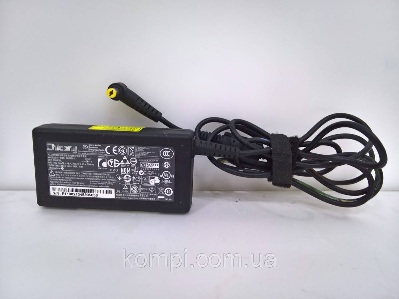 Зарядний пристрій до ноутбука Chicony 19v 3.42a штекер на 5.5x1.7 Оригінал !!!!, фото 1