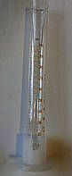 Циліндр мірний з носиком на пластиковому підставі V-100 мл Кл. точності - II. ГОСТ 1770-74