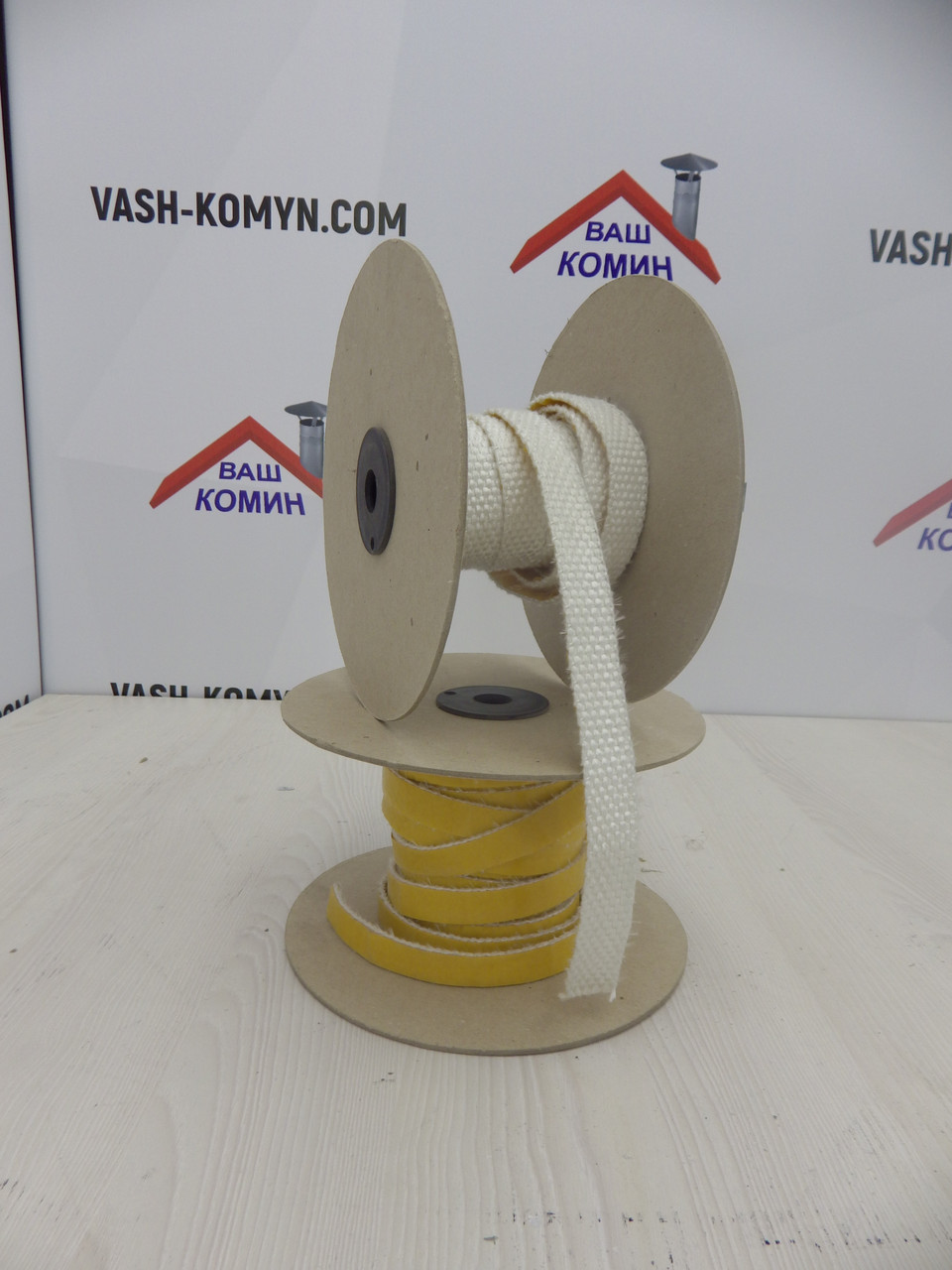 Самоклейний жароміцний шнур 10 mm x 2 mm, фото 1