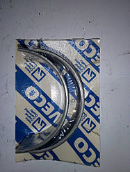 Втулки шатунні