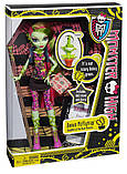 Лялька Monster High Venus McFlytrap Ваѕіс Монстер Хай Венера МакФлайтрап базова з вихованцем, фото 3