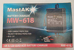 Зарядний пристрій MastAK MW-618, 6 і 12 V, струм заряду 1800mA