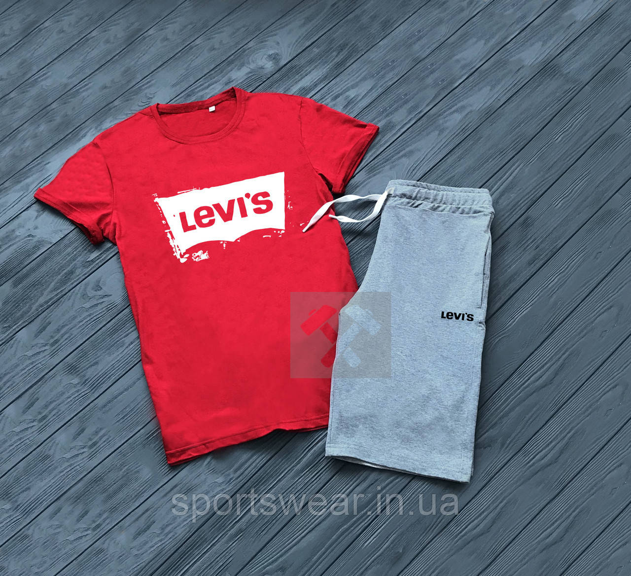 Чоловічий комплект футболка + шорти Levis червоного і сірого кольору "" В стилі levi's ""