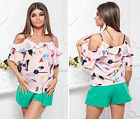 Женственная блузка модель 108, геометрический принт на розовом фоне