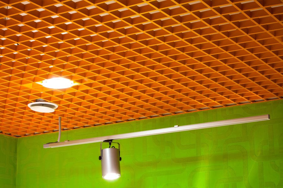 Потолок грильято ячейка 100х100х40 алюминиевый и оцинковка цветной - фото 4 - id-p14808746